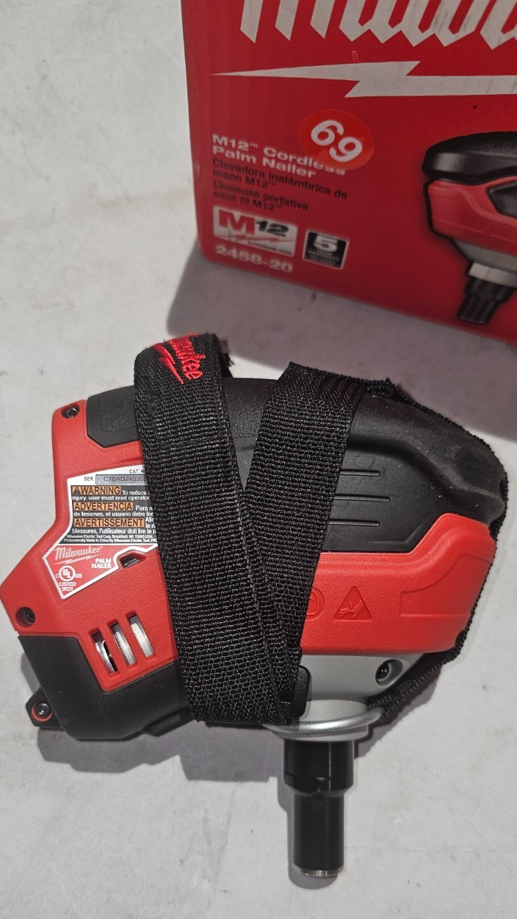 Milwaukee 245820 M12 12V Palm Nailer Tool Only2