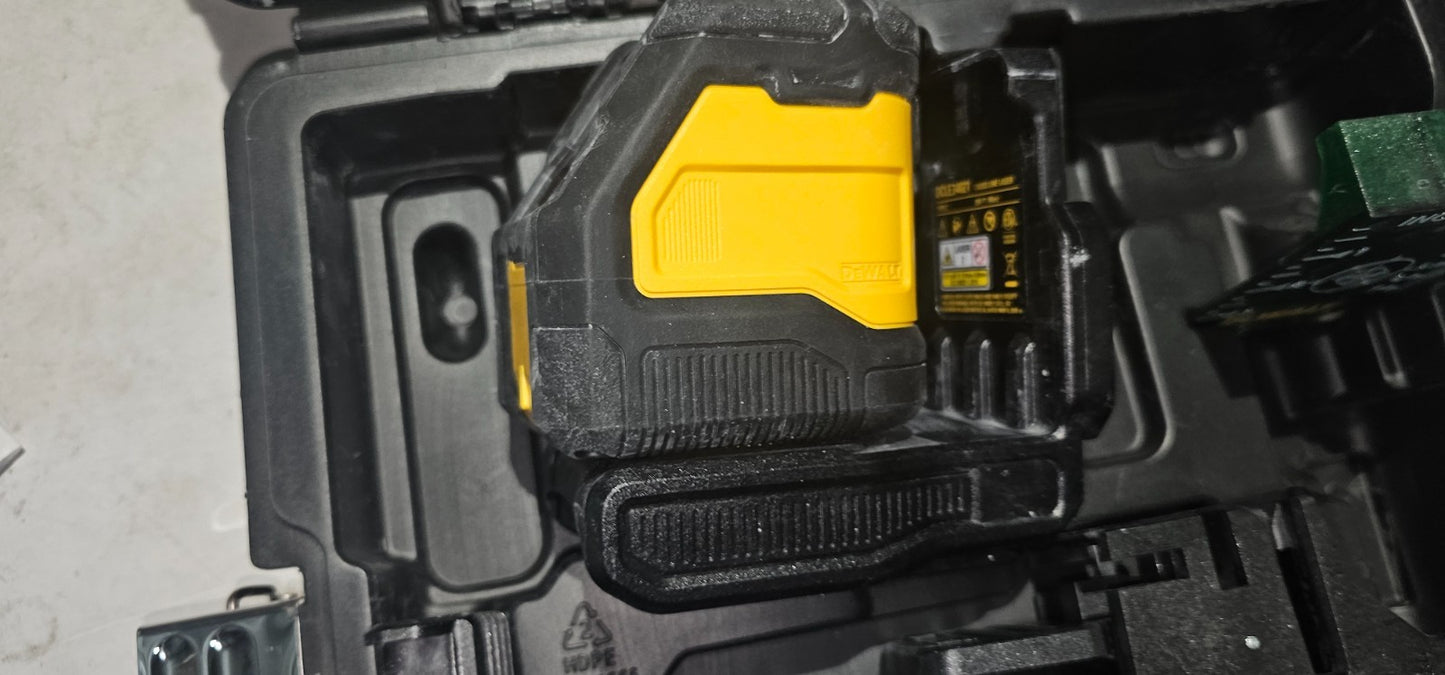 DEWALT DCLE34031 20V 3x360 Line Laser Tool Only 528