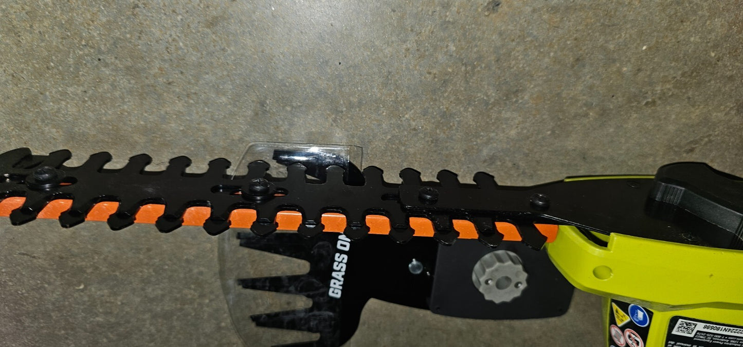 7572771