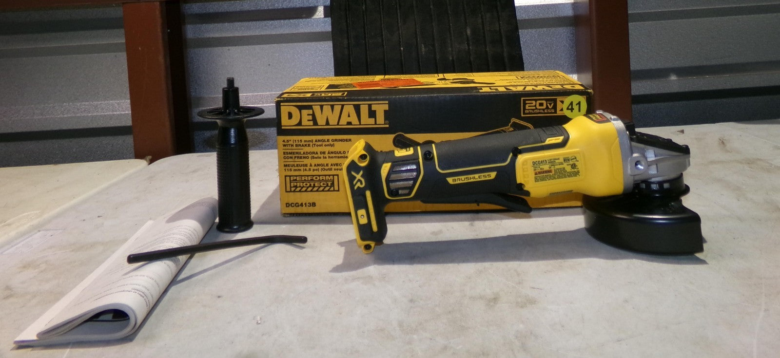 DEWALT DCG413 20V 41/2 inch Grinder  Tool Only2