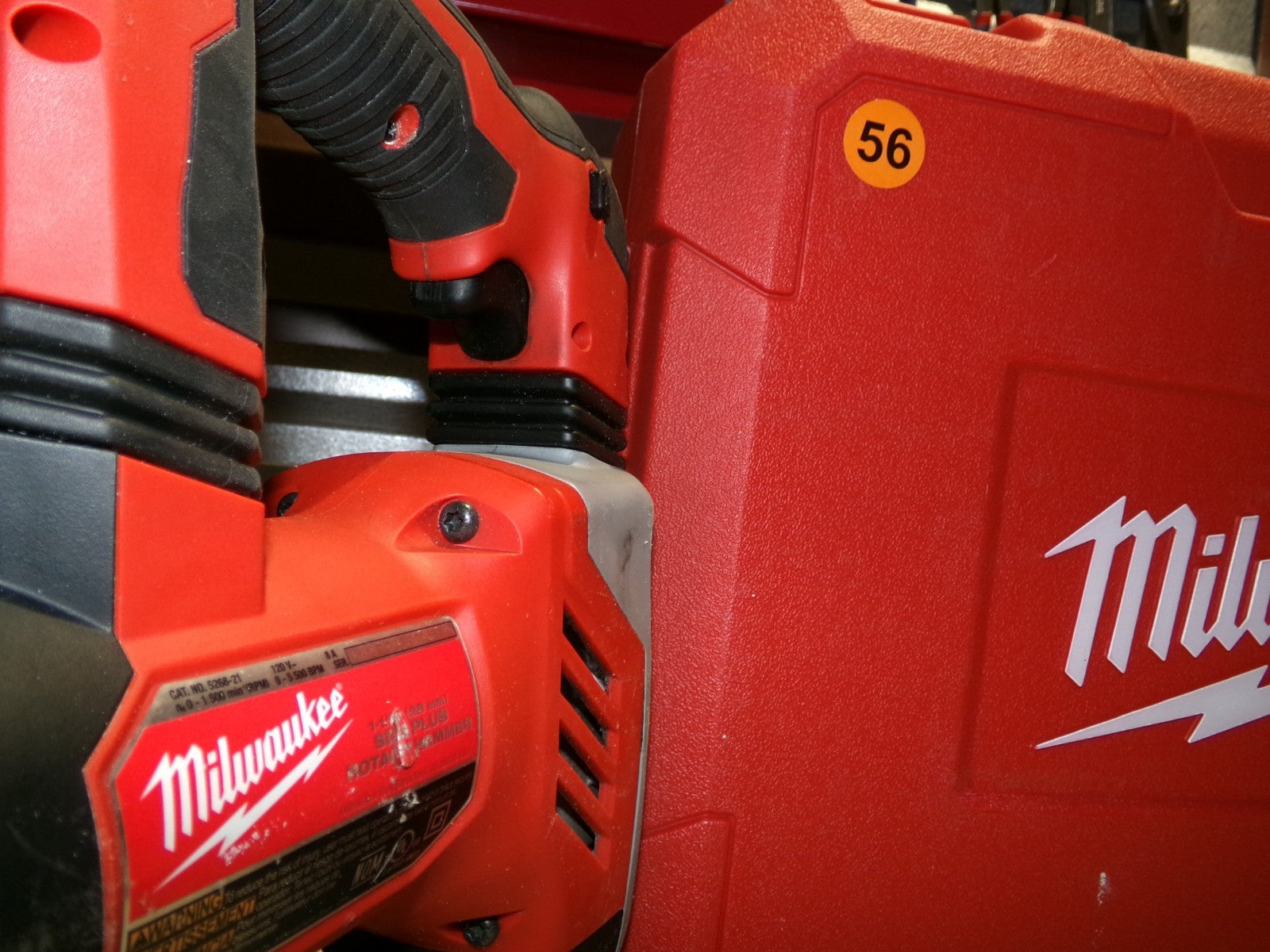 Milwaukee 526821 11/8"  Corded Rotary Hammer Drill  Tool Only7