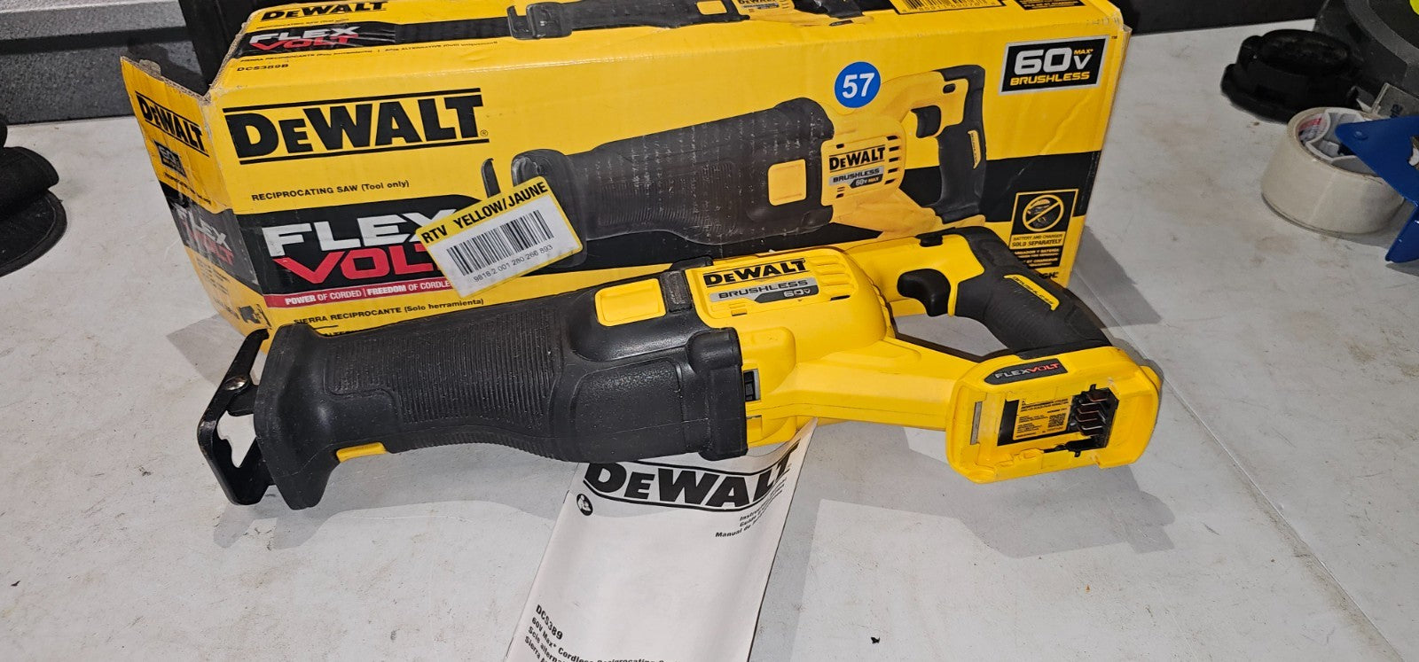 DeWalt DCS389 60V MAX* Brushless Cordless Reciprocating Saw7