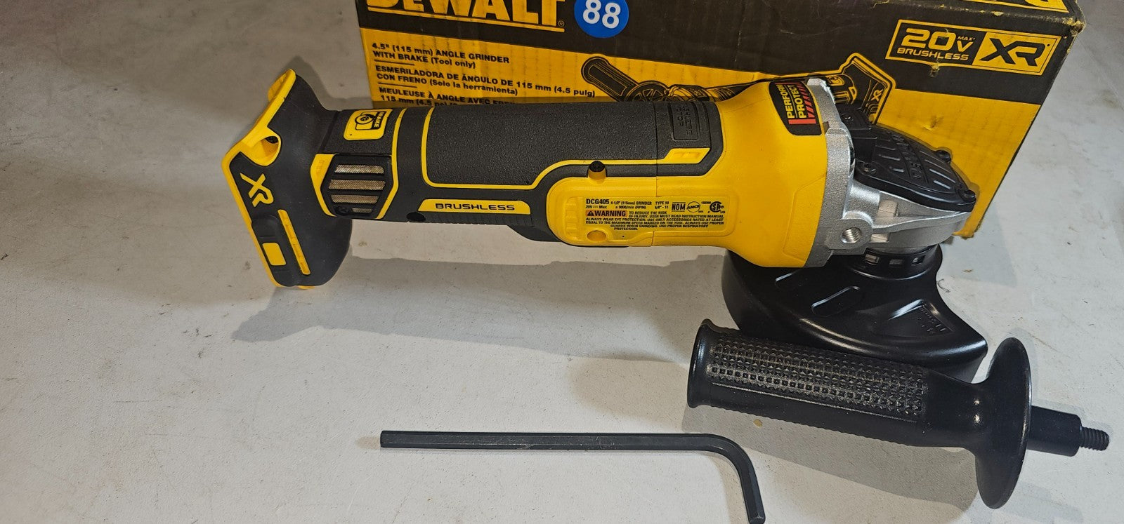 DEWALT DCG405 20V MAX* 41/2 in. Angle Grinder (Tool Only)  885