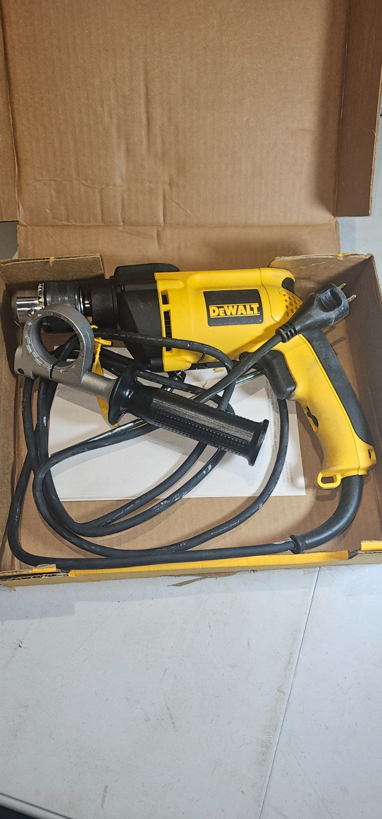 DEWALT DW511 120V 1/2" 13mm VSR Single Speed Corded HAMMER DRILL  783