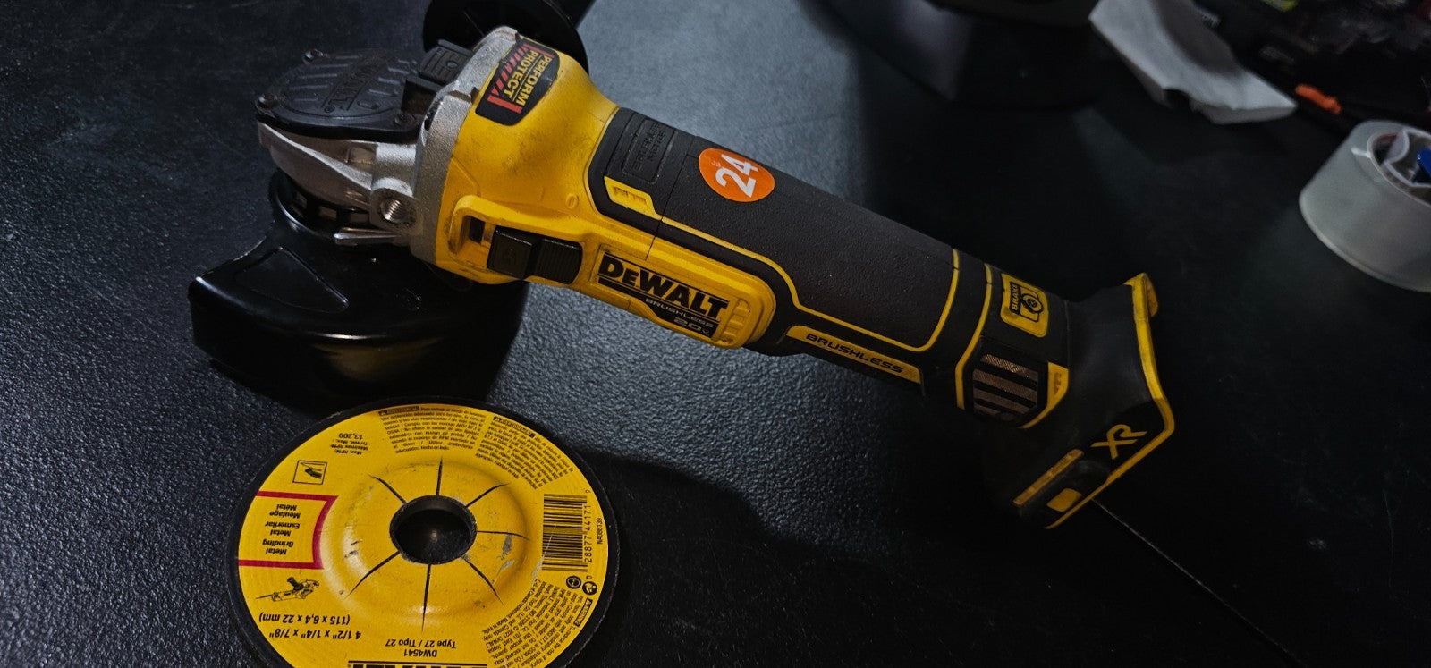 DEWALT DCG402B 20V MAX* 41/2 in. Angle Grinder (Tool Only)8