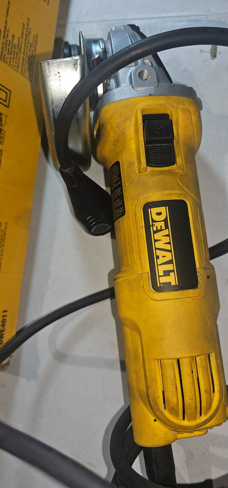 DEWALT DWE4011 41/2 in. Small Angle Grinder6