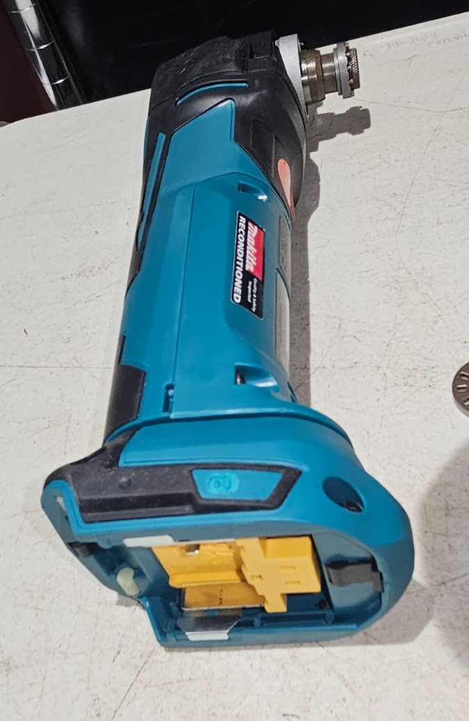 7962808