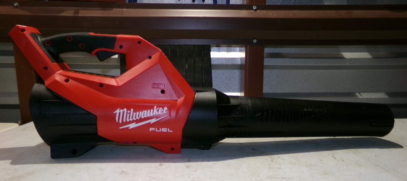 Milwaukee 301720 M18 FUEL Blower Tool Only1