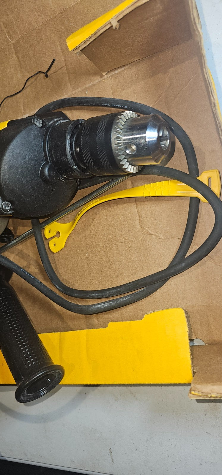 DEWALT DWE4011 41/2 in. Small Angle Grinder 801