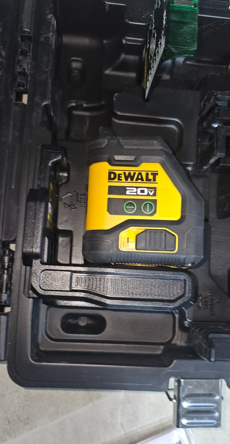 DEWALT DCLE34031 20V 3x360 Line Laser  Tool Only2