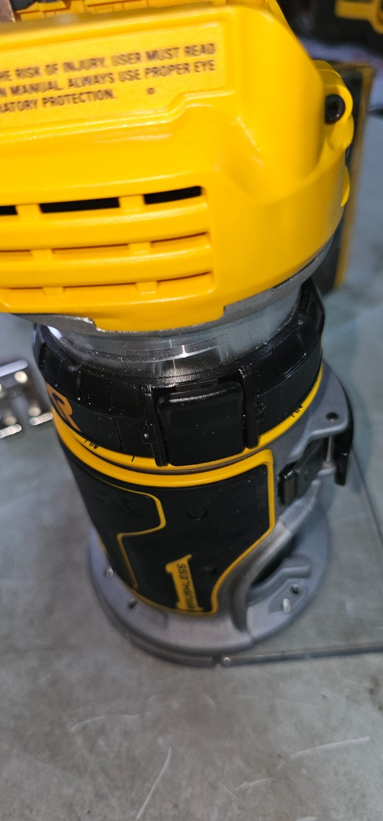 DEWALT  DCW600B 20V MAX XR Cordless Compact Router  Tool Only 793