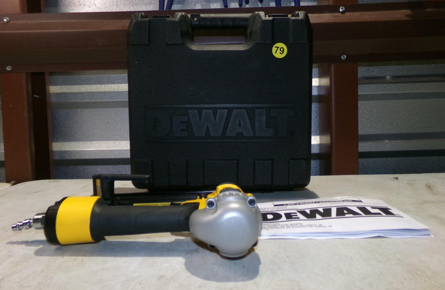 DEWALT DWFP1838 Pneumatic 18Gauge 1/4 in. Crown Corded Stapler2
