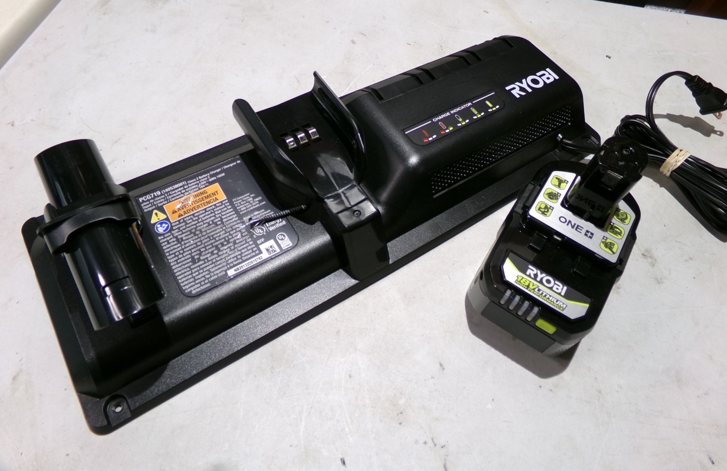 RYOBI 18V Cordless Advanced Whisper Series Stick Vaccum (PBLSV719)  +Battery  84