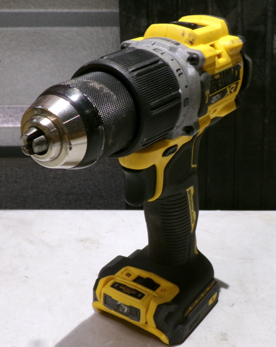 DEWALT 20V MAX XR Brushless Cordless 1/2 in. Hammer Drill (Tool Only) (DCD806)2