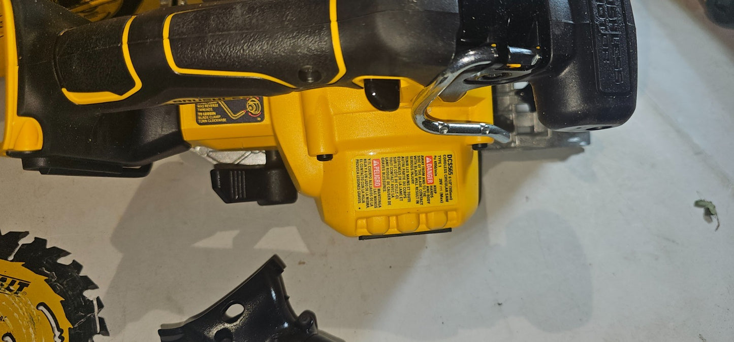DEWALT DCS565 20V MAX* XR 61/2 in Brushless Cordless Circular Saw (Tool Only)6