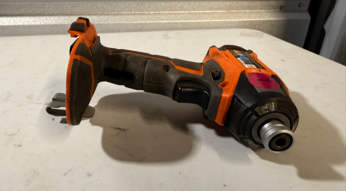 7636059