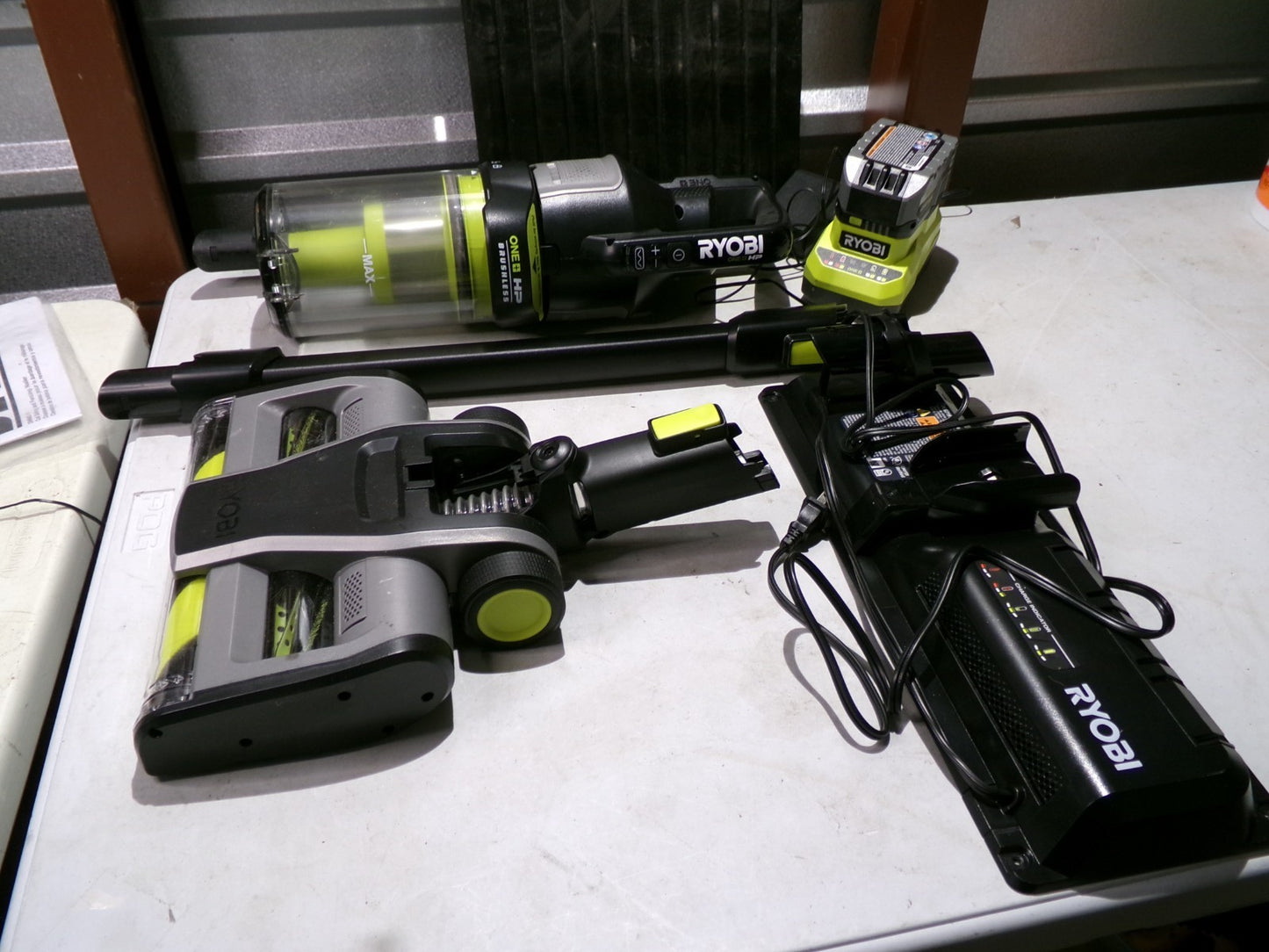 RYOBI 18V Cordless Advanced Whisper Series Stick Vaccum (PBLSV719) With Battery1