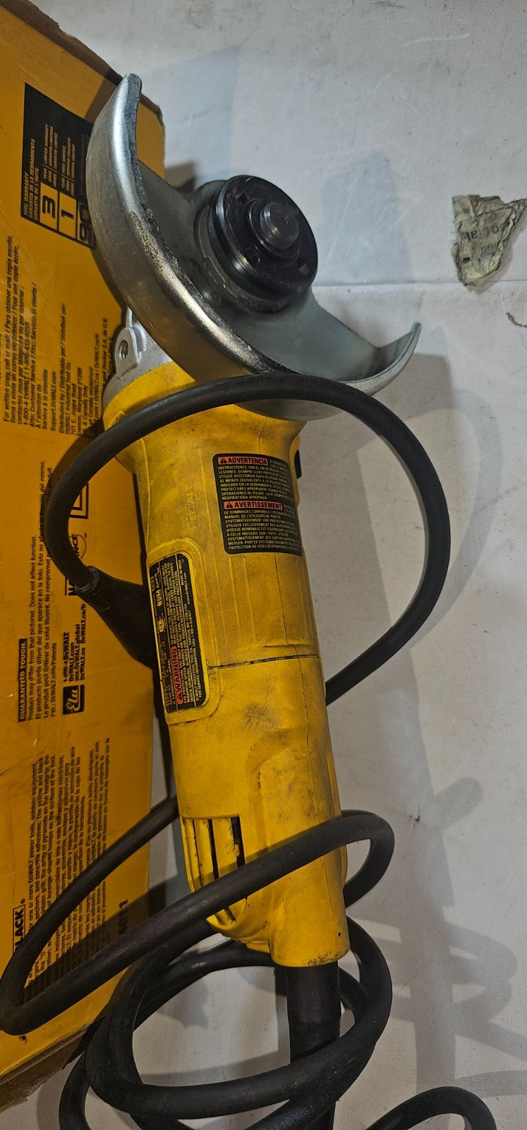 DEWALT DWE4011 41/2 in. Small Angle Grinder 804