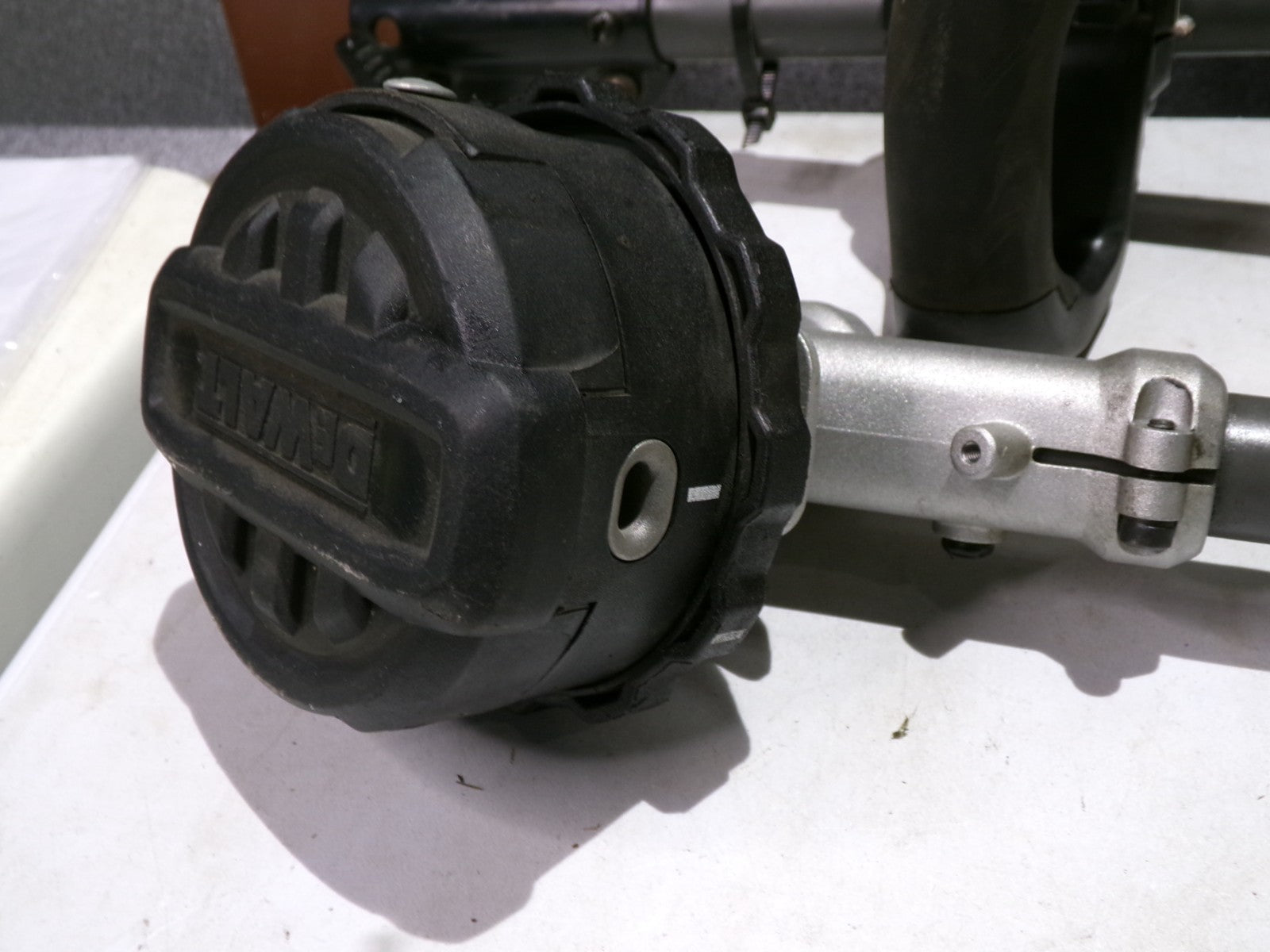 DEWALT 60V Brushless Attachment Capable String Trimmer  17" DCST972  Tool Only2