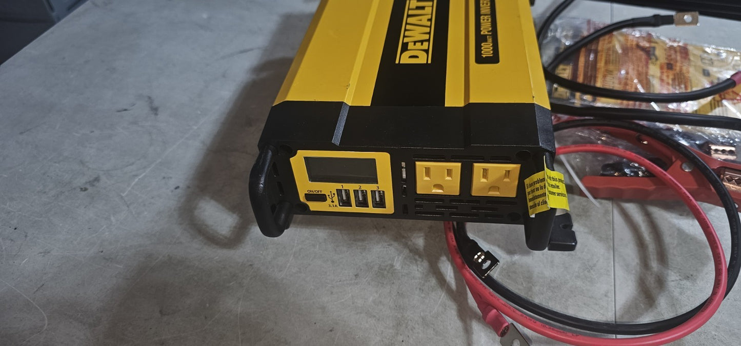 DEWALT 1000Watt Portable Car Power Inverter0