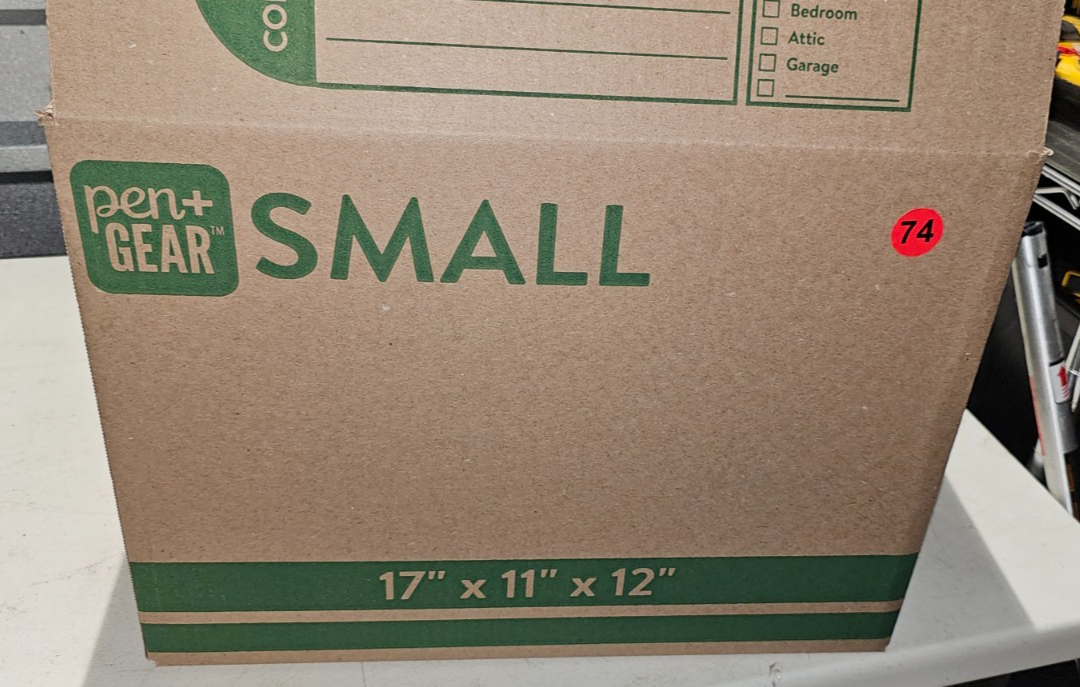 7625564