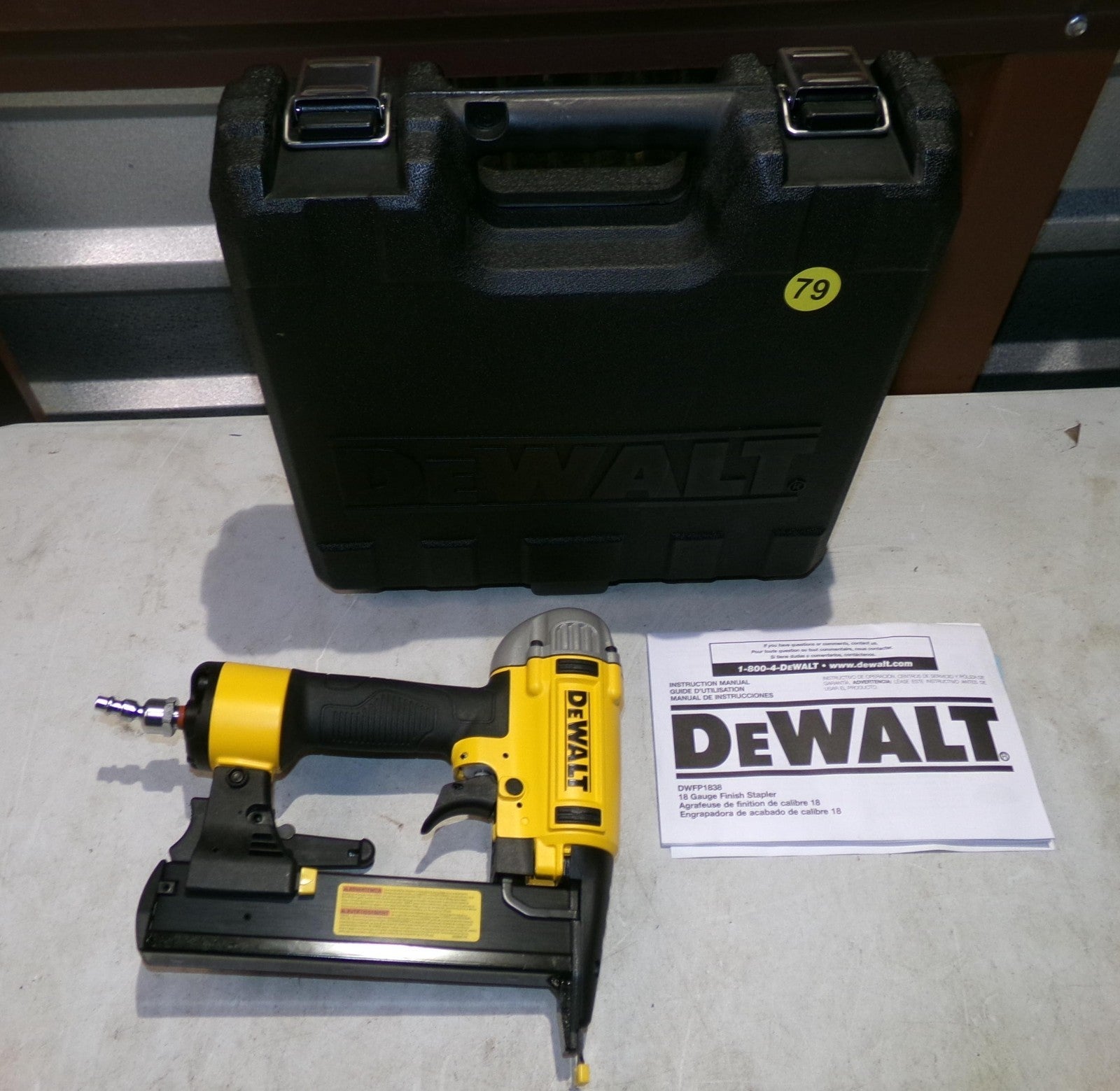DEWALT DWFP1838 Pneumatic 18Gauge 1/4 in. Crown Corded Stapler7