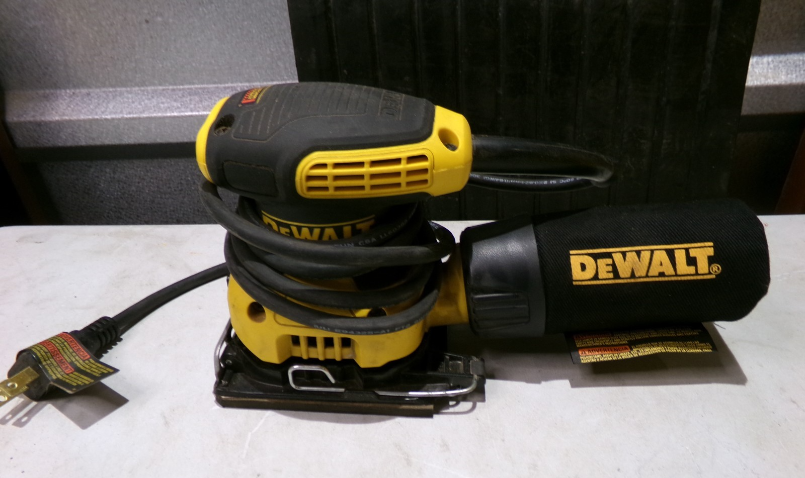 DEWALT DWE6411 Corded Electric Palm Sander  Tool Only1