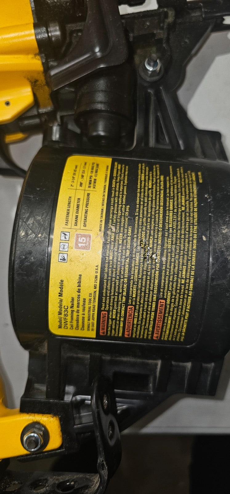 DEWALT DWF83C 15 Degree Coil Framing Nailer5