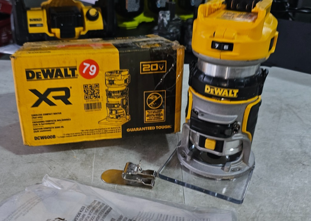 DEWALT  DCW600B 20V MAX XR Cordless Compact Router  Tool Only 792