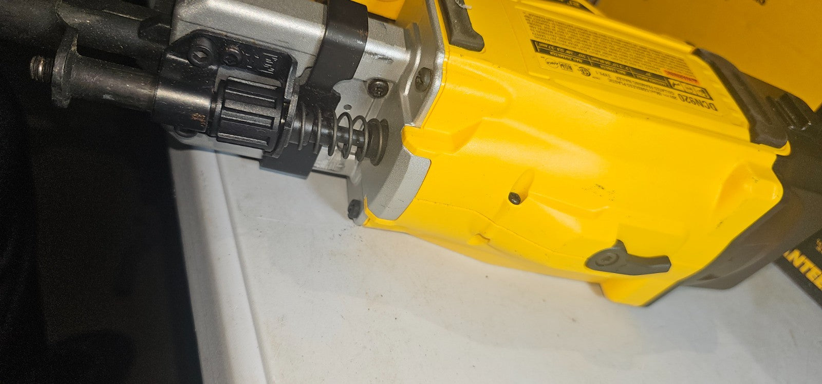 DEWALT 20V DCN920 FRAMING NAILER BARE TOOL ONLY 847