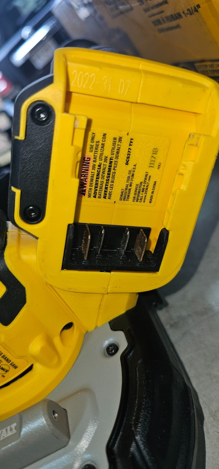 Dewalt DCS377 ATOMIC 20V MAX* 13/4 in. Brushless Compact Band Saw (Tool Only)5