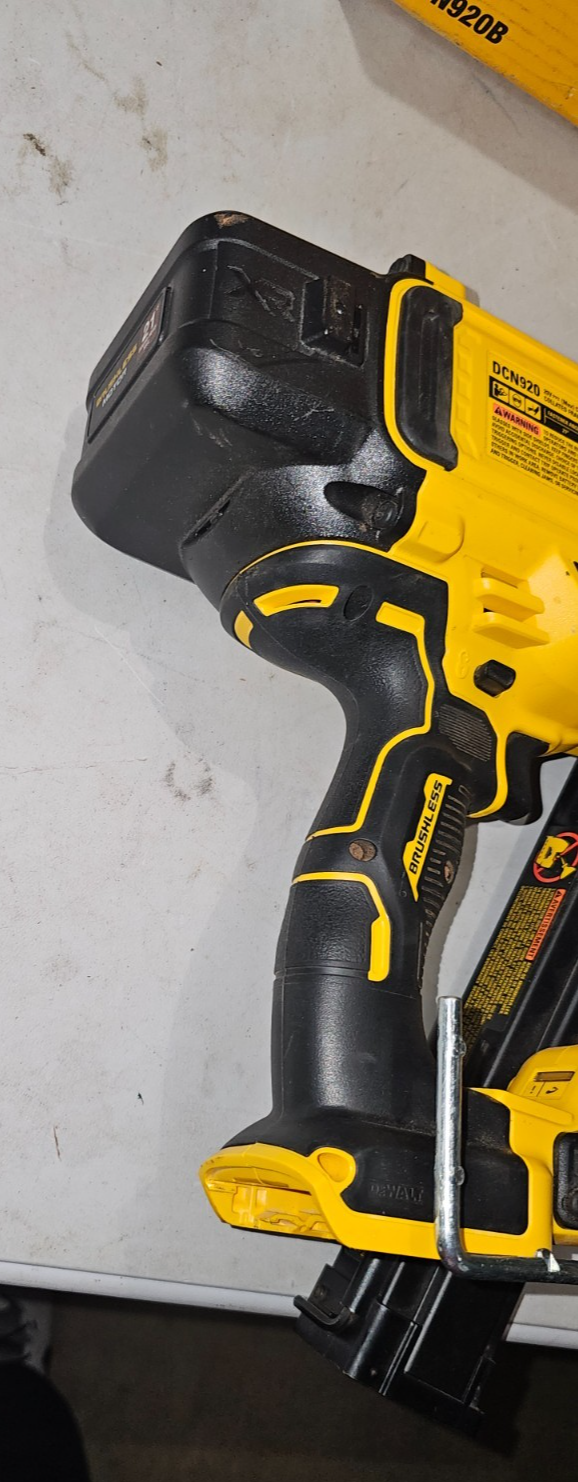 DEWALT 20V DCN920 FRAMING NAILER BARE TOOL ONLY4