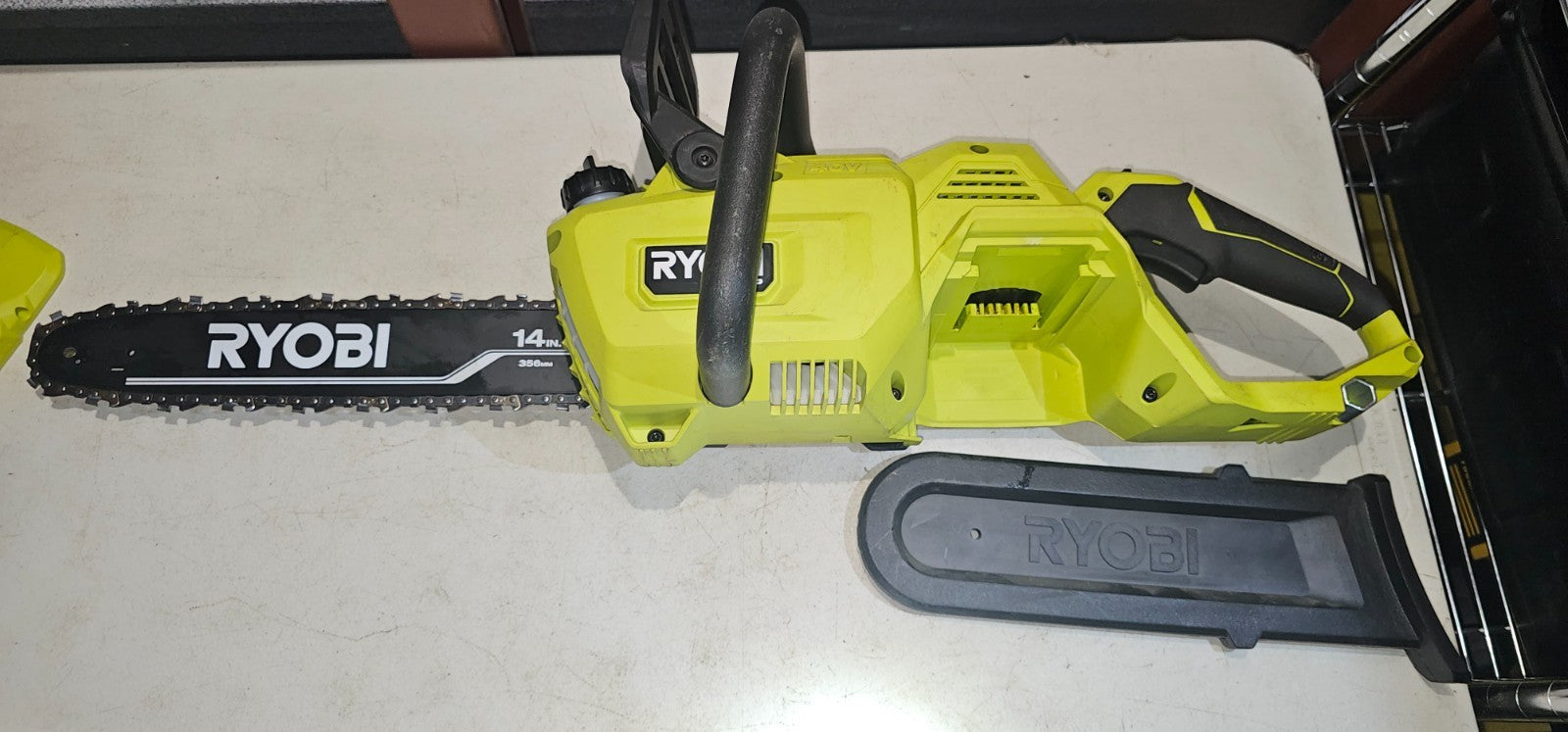 7896732