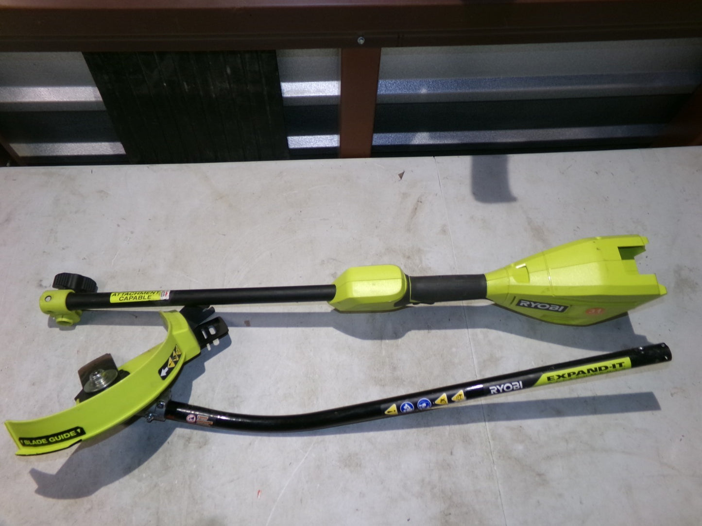 RYOBI RY40PH01 40V ATTACHMENT CAPABLE POWER HEAD w/ Edger Attachment7