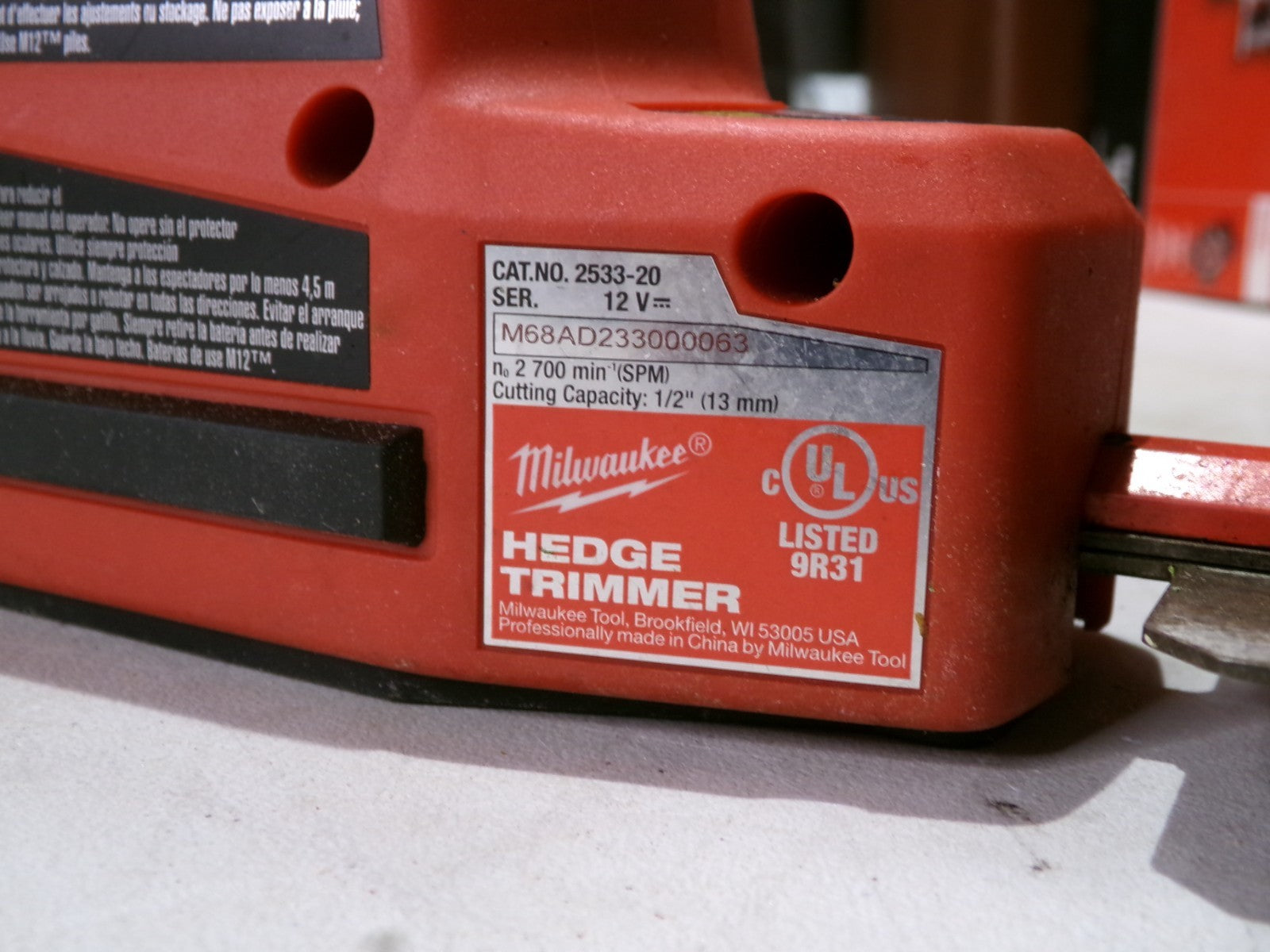 Milwaukee M12 Fuel 12V Hedge Trimmer  Red (253320)4