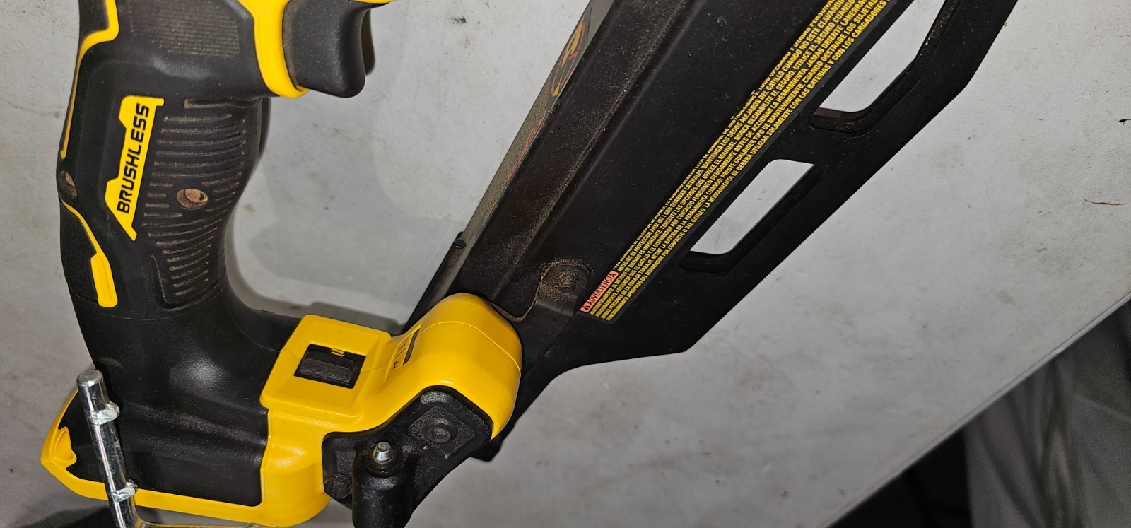 DEWALT 20V DCN920 FRAMING NAILER BARE TOOL ONLY8